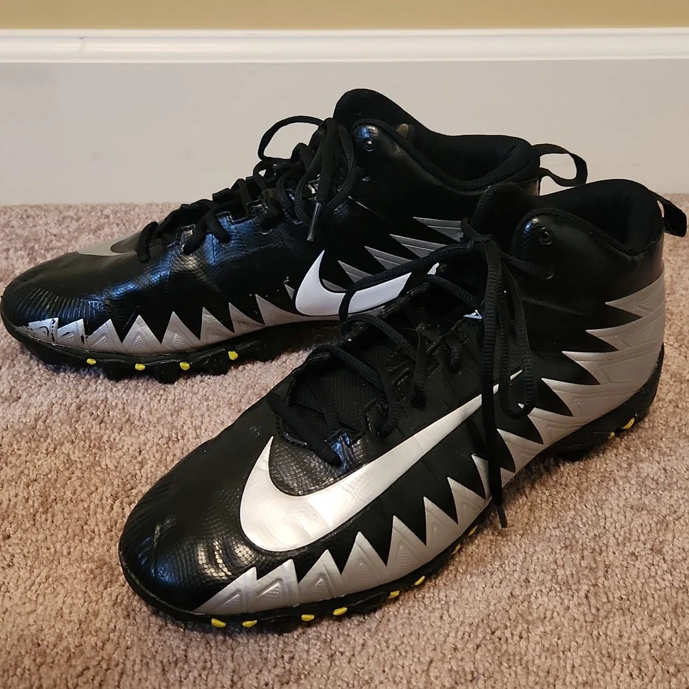 Nike Alpha Menace Shark Football Cleats, Mens 13W - Picture 1 of 10